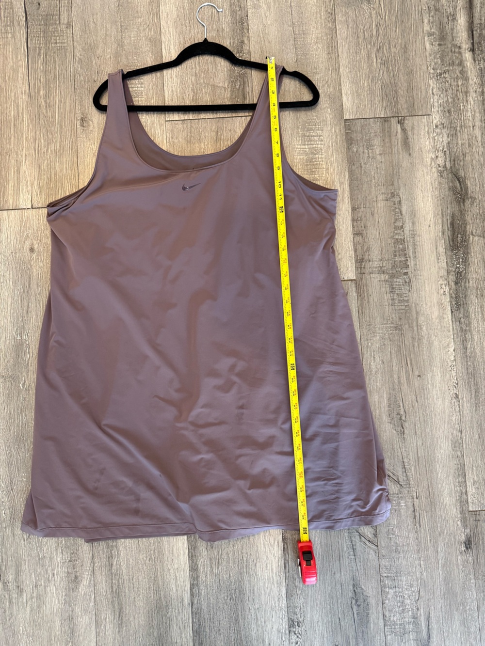 Nike Women's Mauve Athletic Tank Top